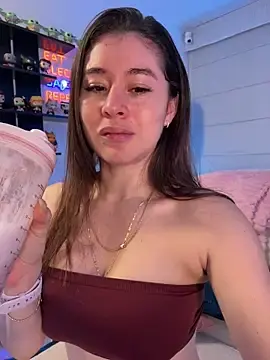 Stripchat Live Sex Cam of Sharon_07