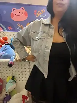 Stripchat Nude Webcam of Tisha_Busty