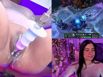 Stripchat Sex Cam of DaphneContry