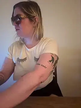 Stripchat Live Sex of Granlady7