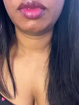 Stripchat Nude Webcam of tamil_Aarathi