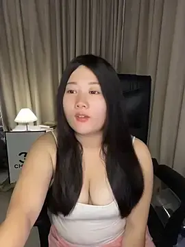 Stripchat Watch Live Sex Cams of Luckysisi-s
