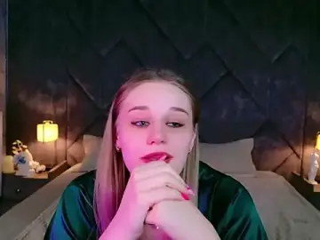 Stripchat Live Sex Cam of Molly_Voses