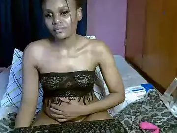 Stripchat Best Webcam of Queen_petite_
