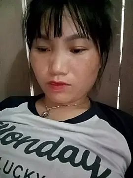 Stripchat Sex Cam of lylaanhmin