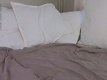 Stripchat Sex Cam of slow_flower
