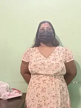 Stripchat Nude Webcam of Tamil_Milf