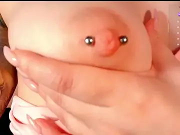 Stripchat Free Porn Cam of GoodWitch_