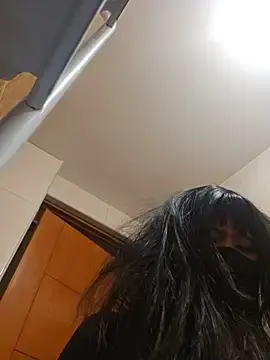 Stripchat Free Porn Cam of Latin_summer