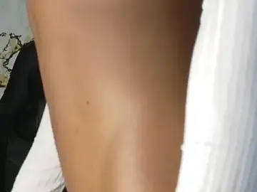 Stripchat Free Porn Cam of Hungry_pussy18