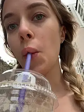 Stripchat Free Porn Cam of enjoy_my_beauty