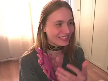 Stripchat Free Porn Cam of lisa_schiele