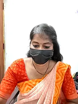 Stripchat Sex Cam of tamil_Sigappu_Roja
