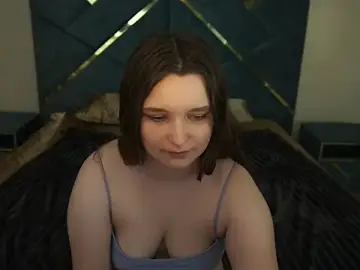 Stripchat Adult Webcam of MagicPeachh_
