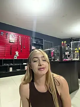 Stripchat Sex Cam of barbievictoria