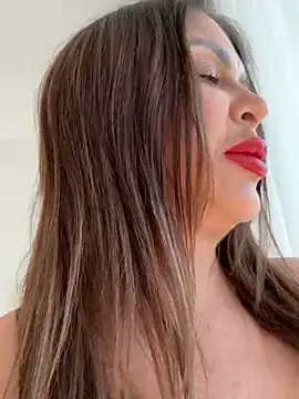 Stripchat Free Live Porn of Evelyn_Anya