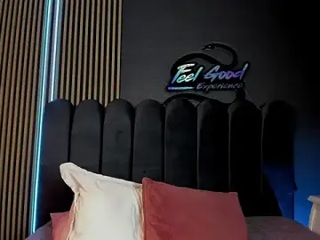 Stripchat Sex Cam of Nicolette_ks_