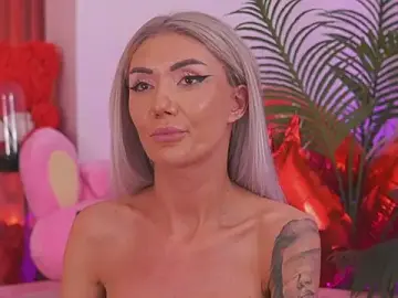 Stripchat Live Sex Cam of fallingangel