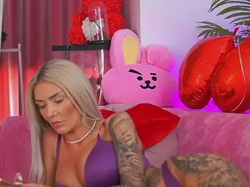 Stripchat Free Live Porn of fallingangel
