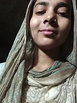 Stripchat Adult Video Chat of Simran_143