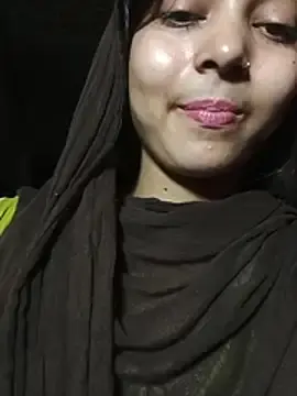 Stripchat Free Porn Cam of Simran_143