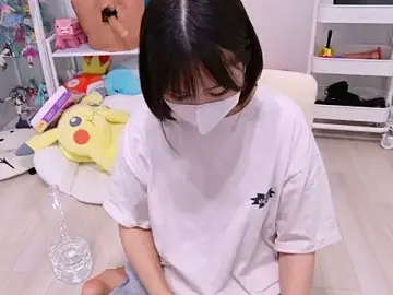 Stripchat Free Live Porn of chii_chan_o0