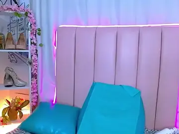 Stripchat Live Sex Cam of celeste_addy
