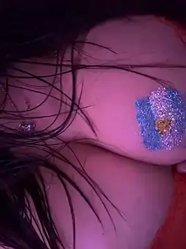 Stripchat Watch Live Sex Cams of izanmiller2001