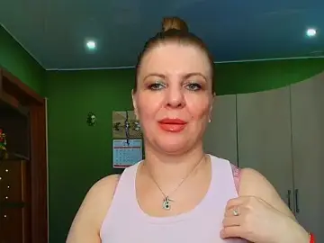 Stripchat Live Porn of VeronikawGold