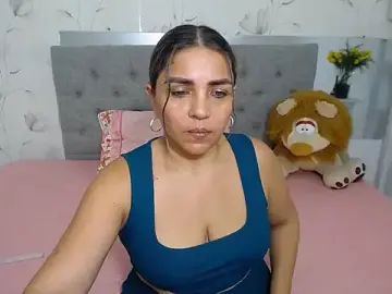 Stripchat Live Sex Cam of cum_bigass