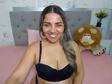 Stripchat Free Porn Cam of cum_bigass