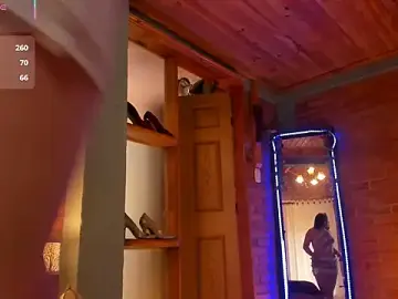 Stripchat Free Live Porn of amaia_monet