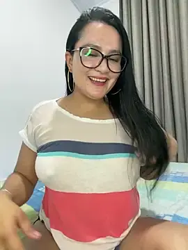 Stripchat Best Webcam of rousee69_