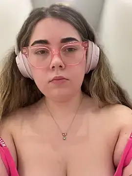 Stripchat Sex Cam of brooklynivy