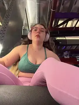 Stripchat Adult Webcam of brooklynivy
