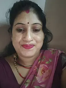 Stripchat Watch Live Sex Cams of Rayal_bhabi