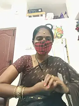 Stripchat Nude Webcam of Tamil_Yalini12