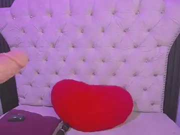 Stripchat Free Live Porn of Sexy_cristall_