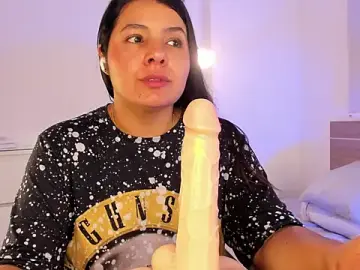 Stripchat Nude Webcam of miaa_daniels