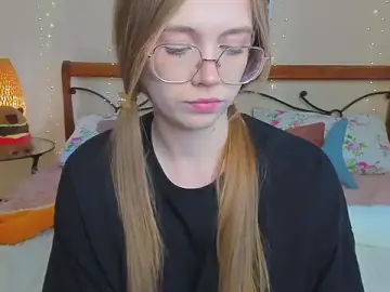 Stripchat Live Porn of miya_soft