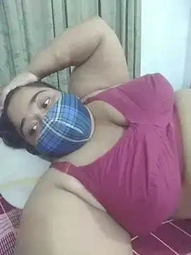 Stripchat Free Live Porn of momo_loves