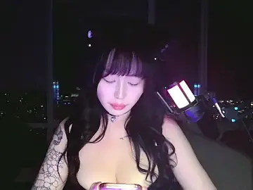 Stripchat Free Porn Cam of obeycarrienoona