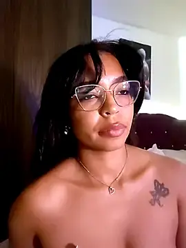 Stripchat Sex Cam of nathyjonees