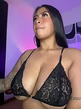Stripchat Live Porn of meganjames1