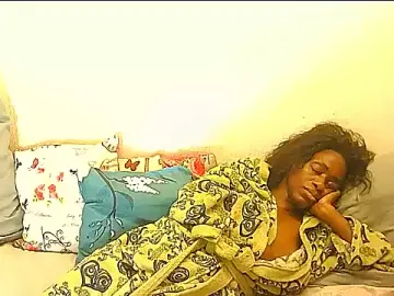 Stripchat Best live sex cam show of BrunetteNaomi8