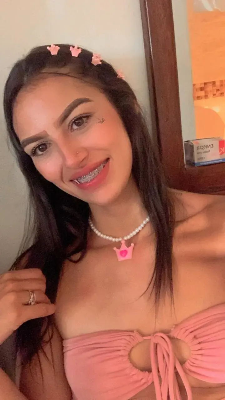 Abril_Castroo