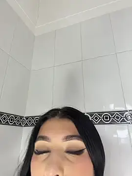 Stripchat Watch Live Sex Cams of BadLilAngelXXX