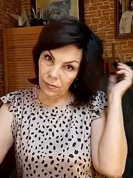 Stripchat Adult Webcam of SannyMI-LF
