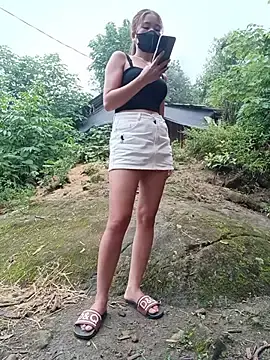 Stripchat Live Sex of Sky-beo
