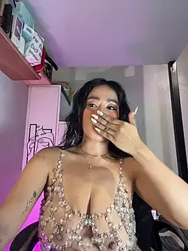 Stripchat Nude Webcam of AsianMilfSheryl
